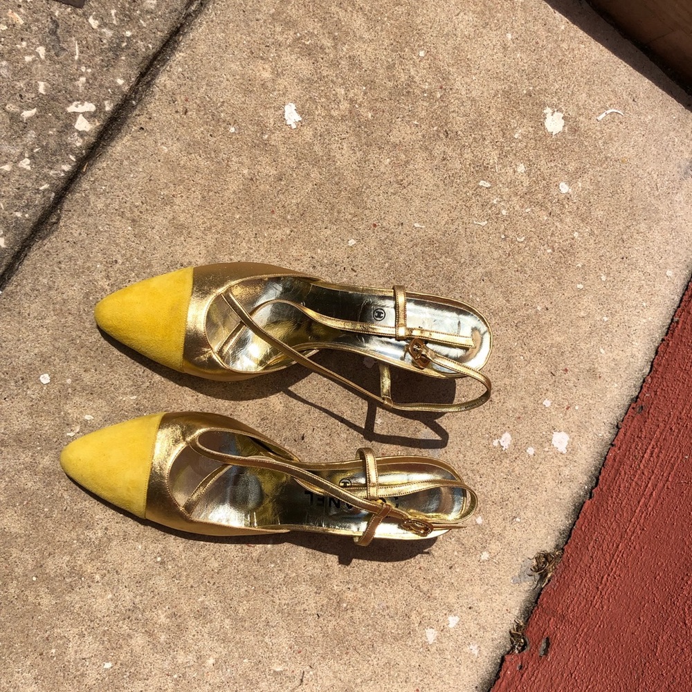 COPY - [vintage] CHANEL Slingbacks
